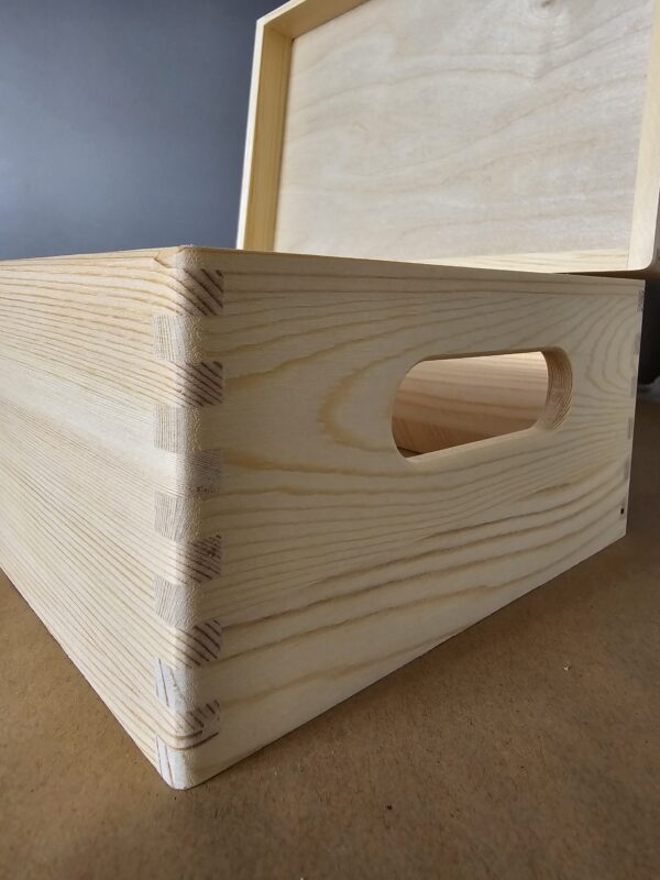 20240713_141046 Houten bewaarbox klein